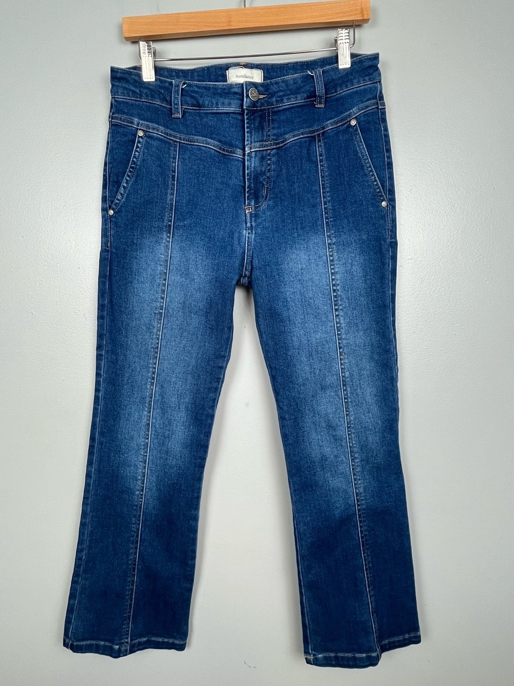 Sundance medium wash Peyton Kick Flare Crop jeans, size 28.